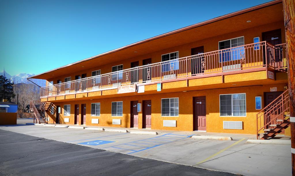 Mount Whitney Motel Lone Pine Exteriér fotografie